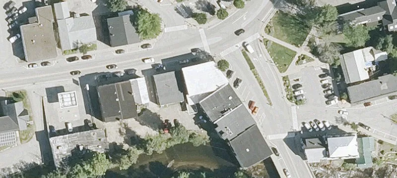 2 Central Sq