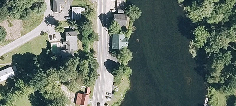 30 Riverside Dr