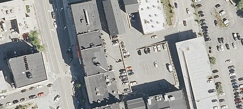 6 Dixon Ave