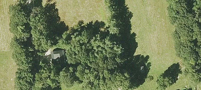 16 Monument Rd