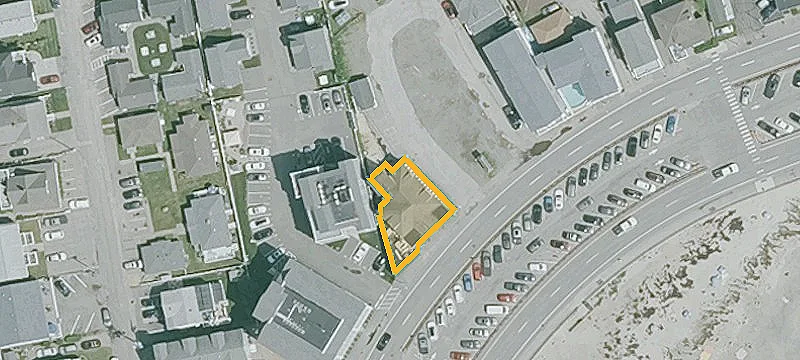 379 Ocean Blvd