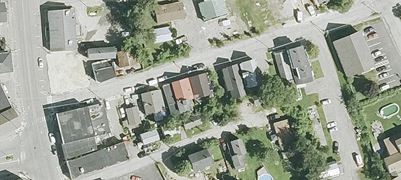 11 Mechanic St