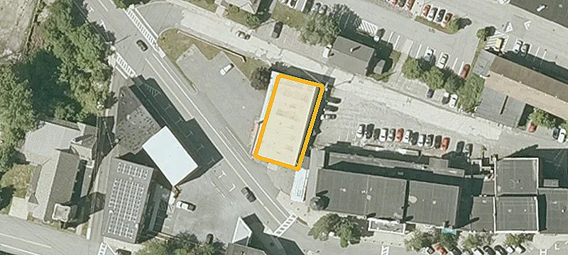 11 Main St