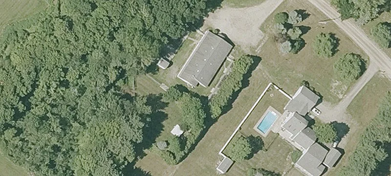 24 Sawyer Brk Rd