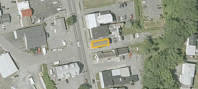34 Main St