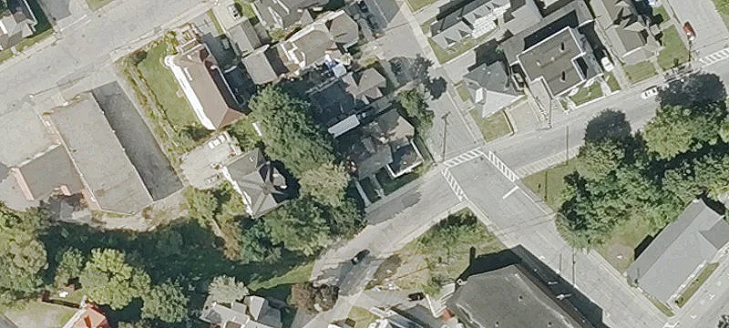 39 High St