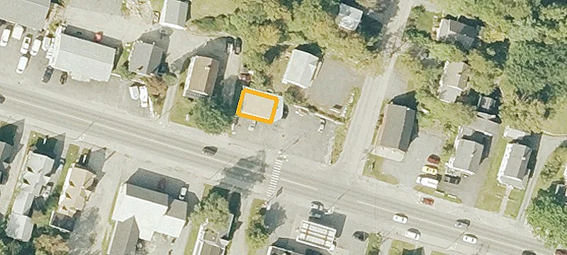 240 Main St