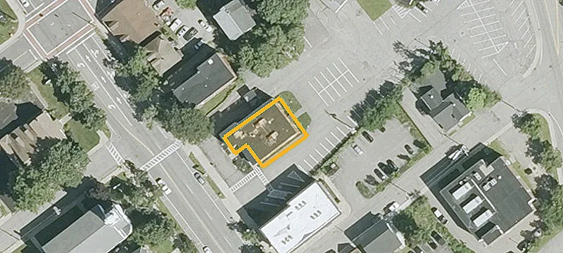 66 Main St
