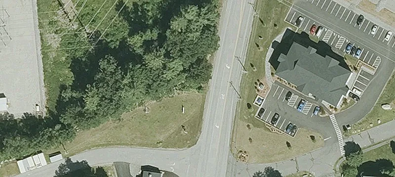 726 Daniel Webster Hwy