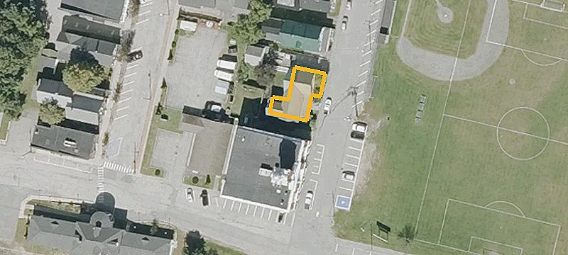 18 Park St