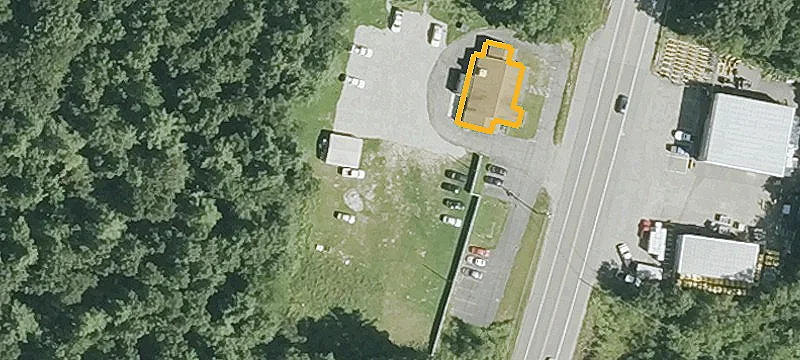 118 Calef Hwy