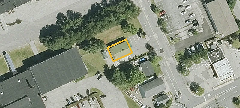 8-8A Simon St