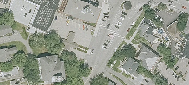 11 Frnt St