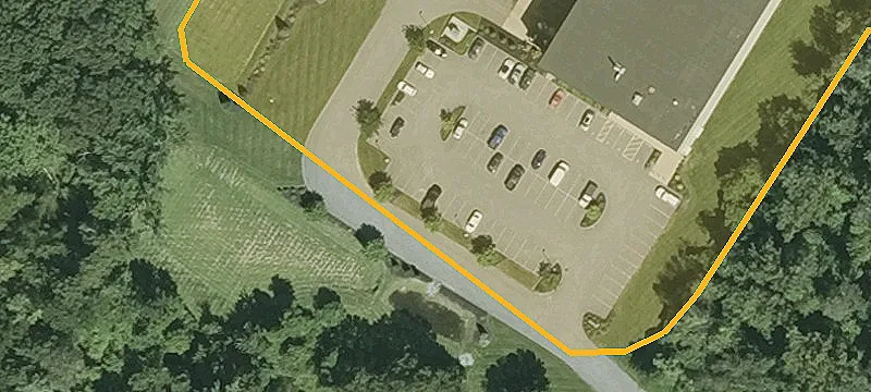 476 Charles Bancroft Hwy