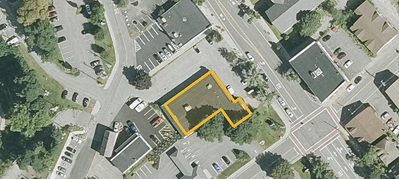39 Main St