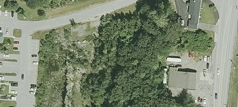 744 Daniel Webster Hwy
