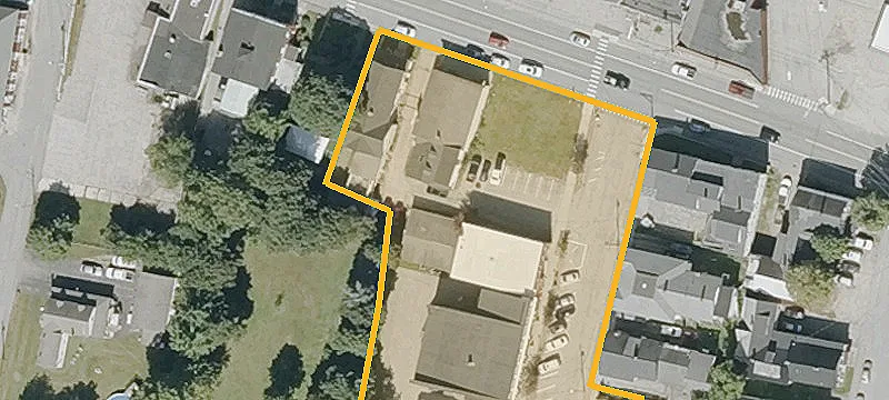 101 Main St, Unit A