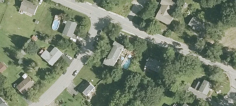 31 10th Ave