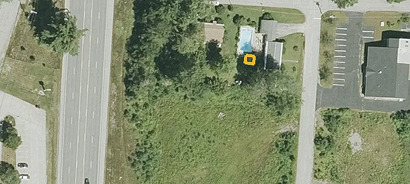 271 Daniel Webster Hwy