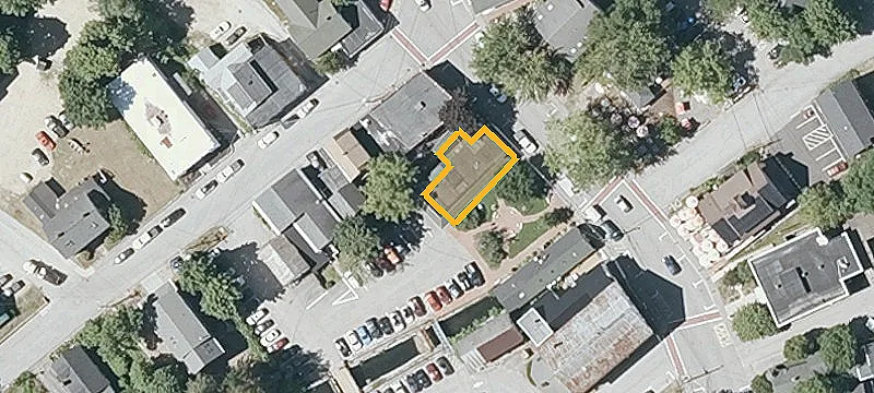 63 Main St