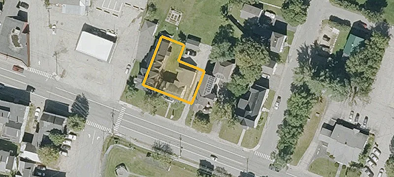 74 Main St