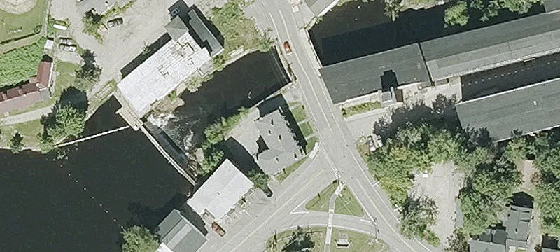 47 Main St