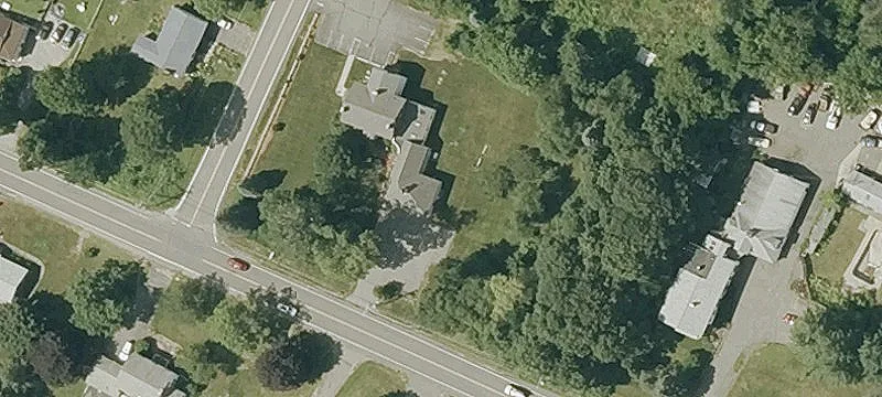12 Main St