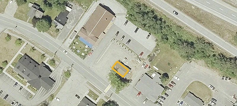 303 Main St