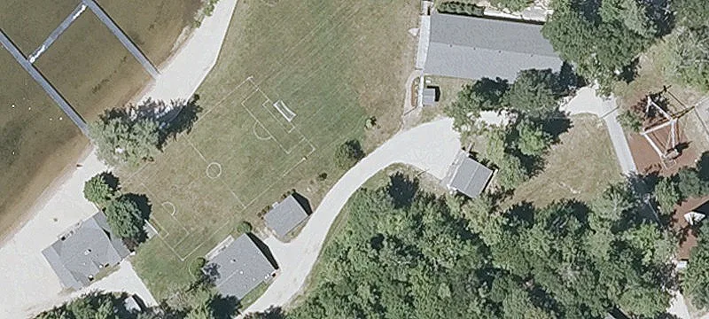 81 Geneva Pt Rd