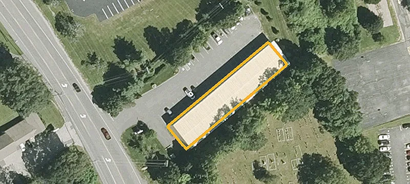 122 Lowell Rd