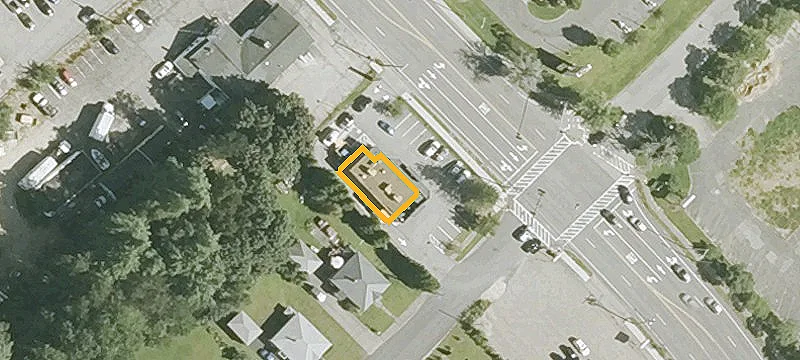 890 Central Ave