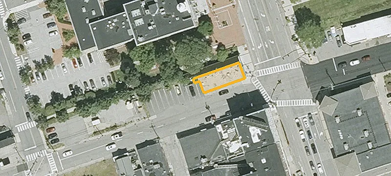 233 Main St