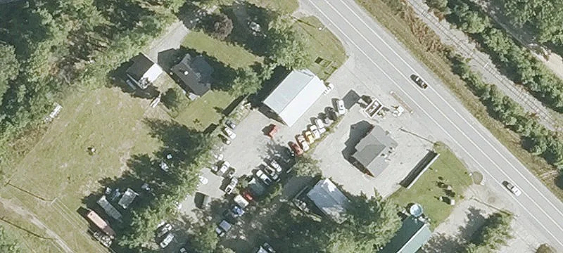 696 Eastman Rd