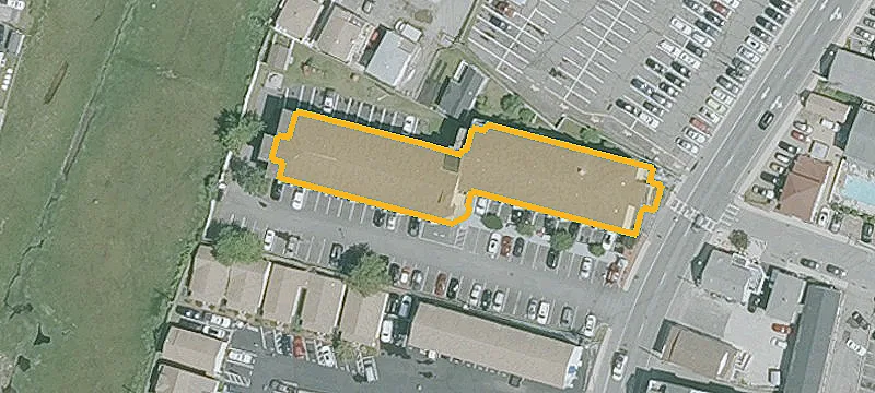 32 Ashworth Ave, Unit 3