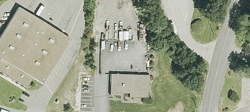 3 Clinton Dr