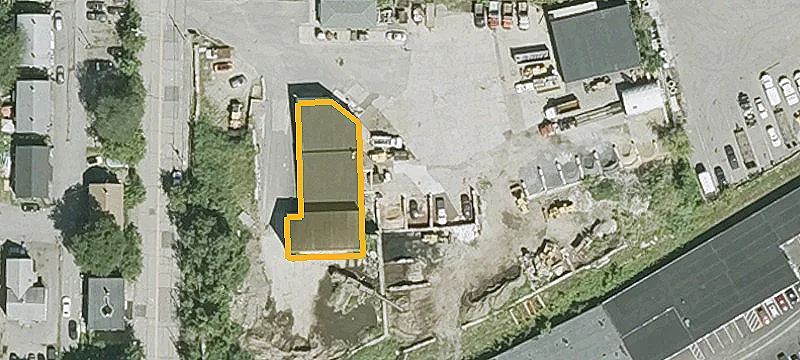 16 Commercial St