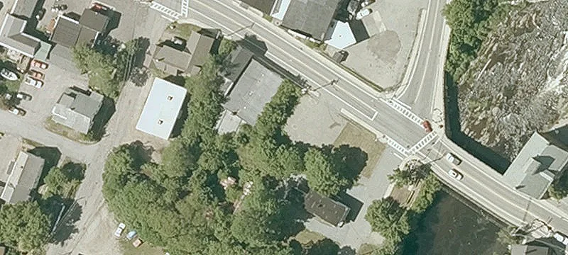 166 Main St