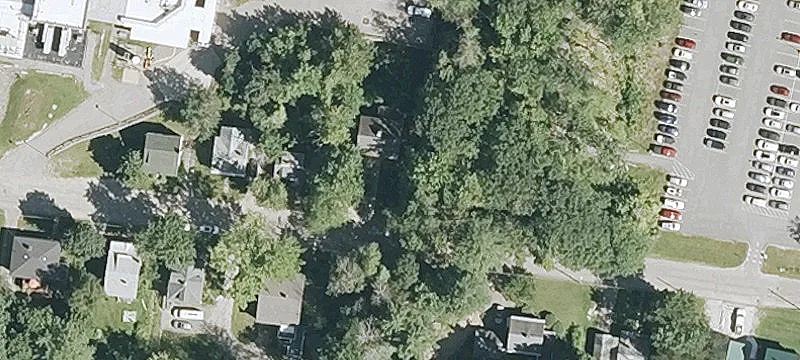 12 Cummings St
