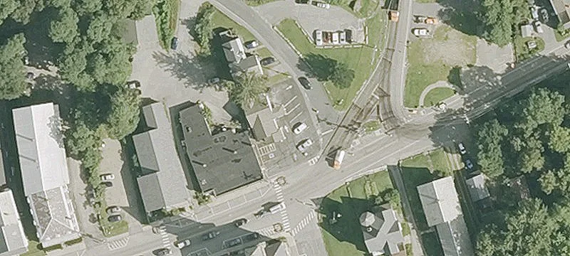 4 Main St