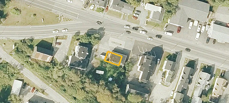 289 Main St