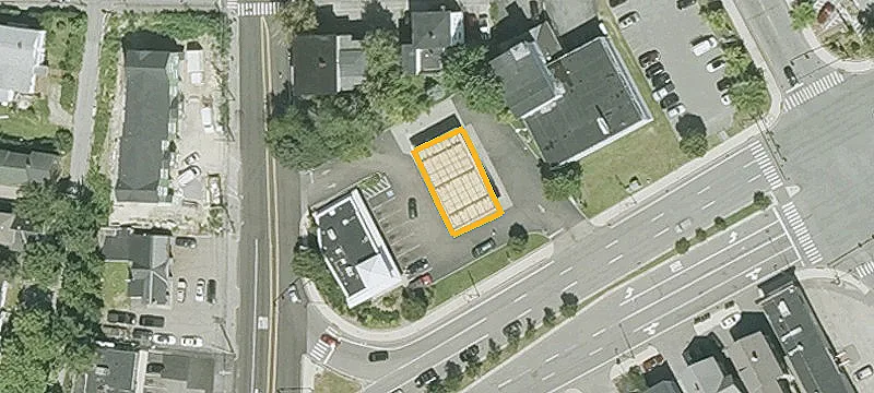 21 Main St