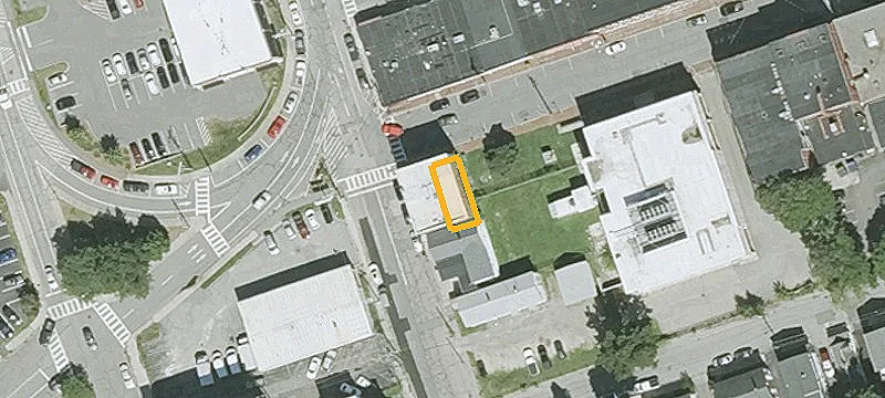 136 Pearl St