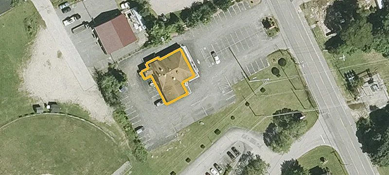 49 Lowell Rd
