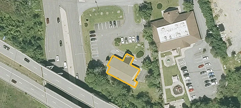141 Riv Rd