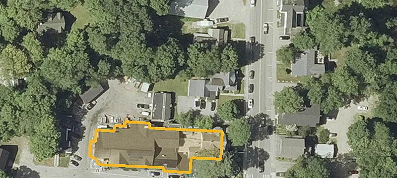 137 Main St