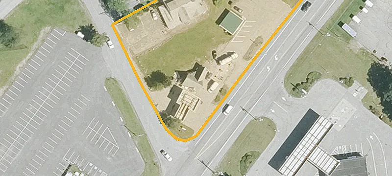 242 Calef Hwy
