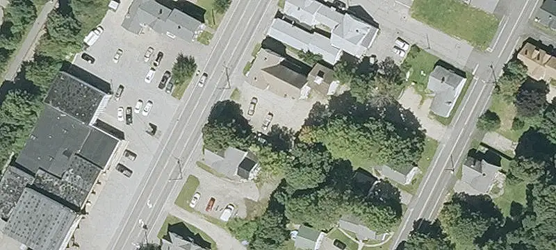679 Un Ave