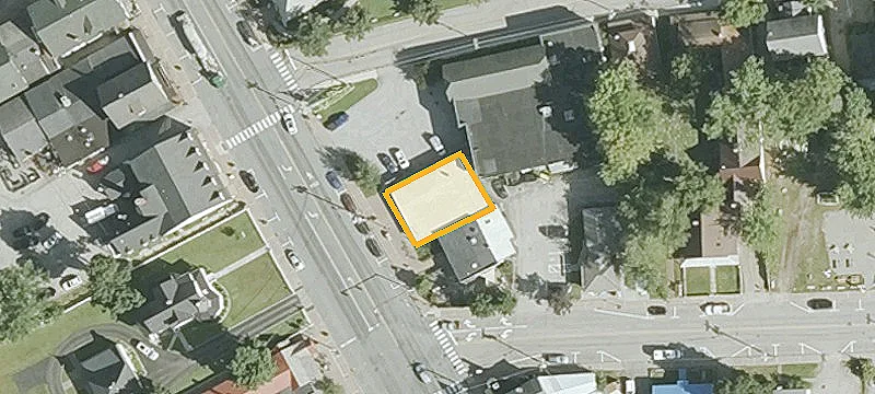 2703 White Mtn Hwy