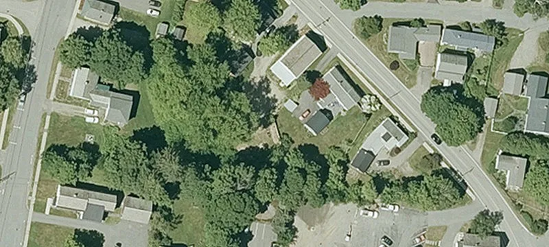 73 Main St