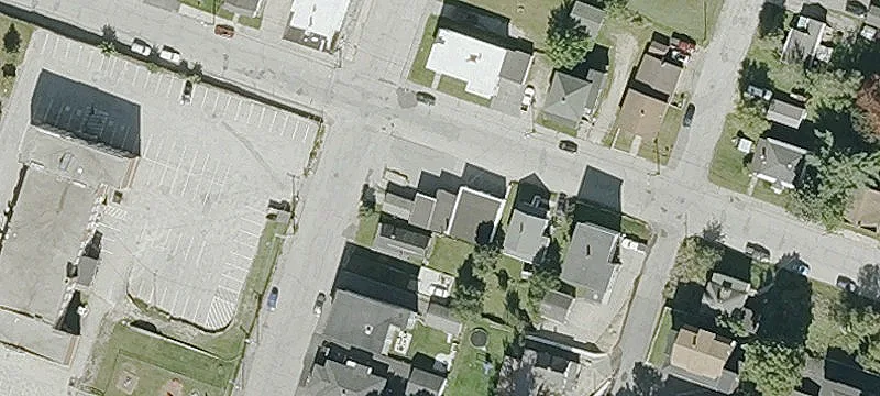 300 Coos St